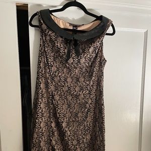 Voodoo Vixon,  XL, Biege with black lace over
